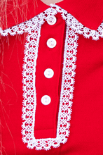 Cargar imagen en el visor de la galería,  Detalle Polo Ives Rojo Polos Margarita y Sol
